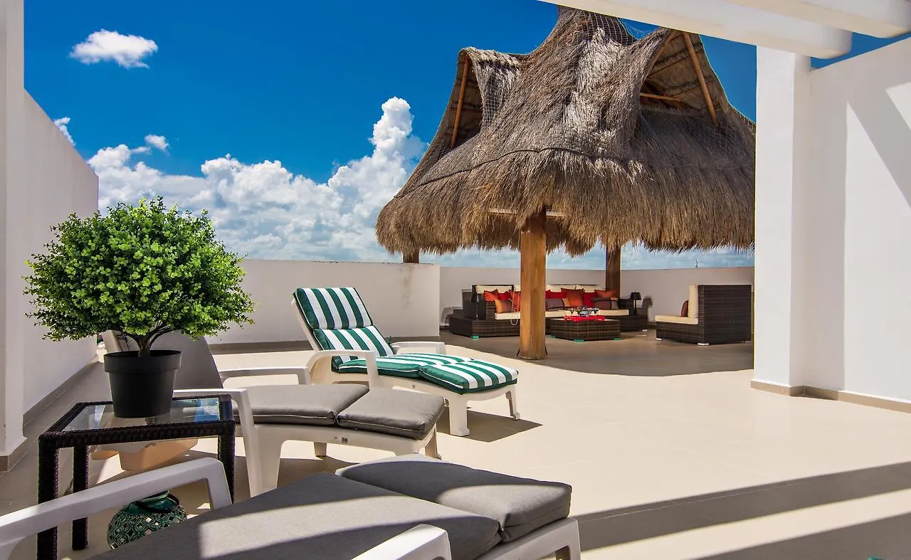Acacia Condos Playa Paraiso 아파트호텔