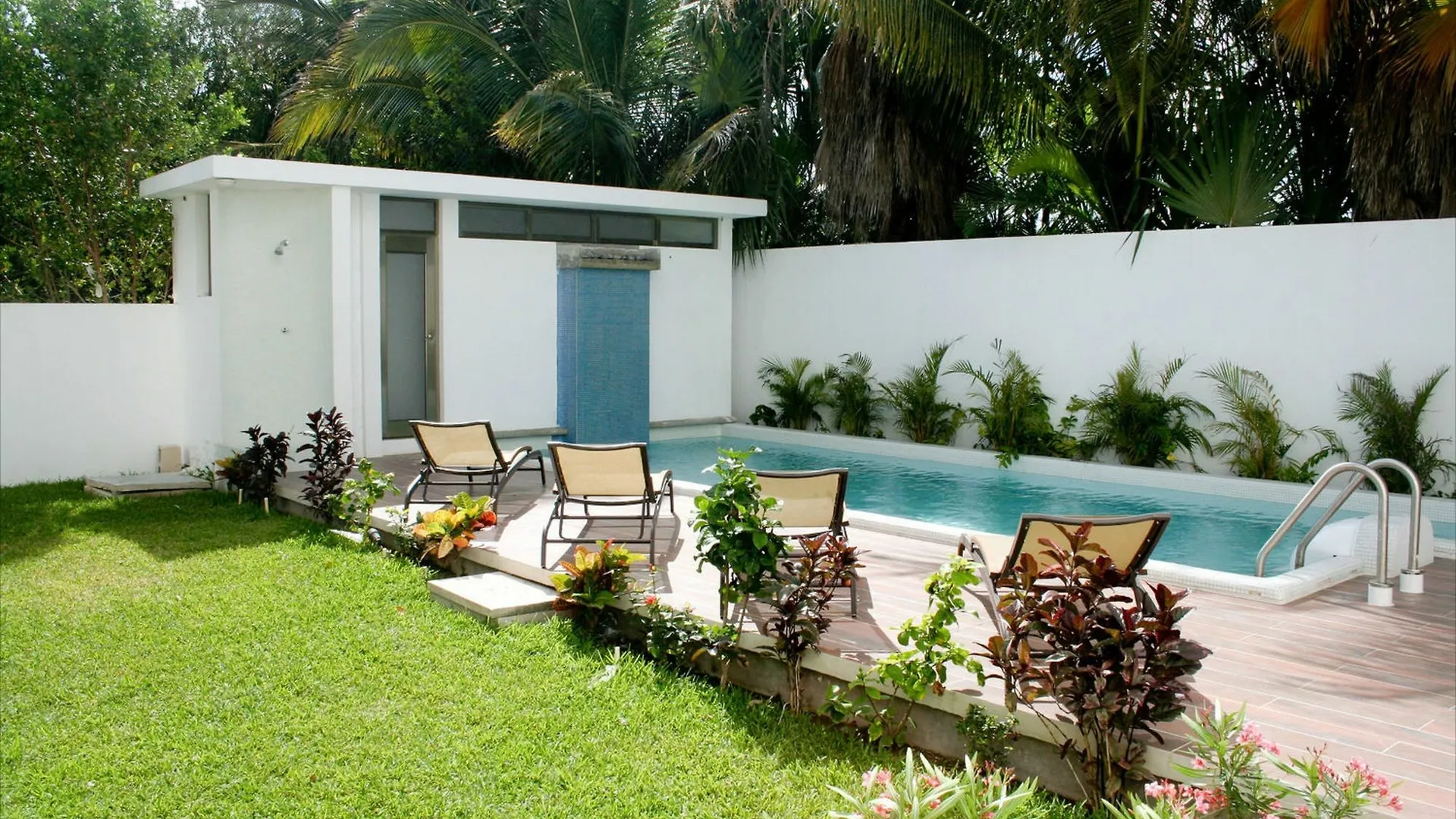 Acacia Condos Playa Paraiso 아파트호텔