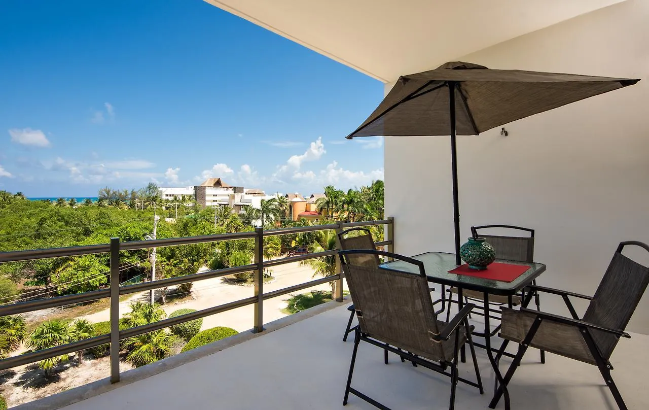 Acacia Condos Playa Paraiso